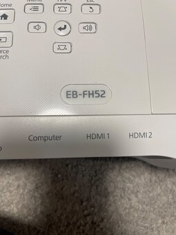 Epson EB-FE52 - 7