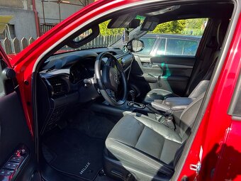 Prodám Toyotu HILUX - 7