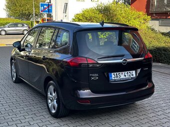 Opel Zafira Tourer 1.4 T 103kW 7 míst 1. Maj Původ ČR Navi - 7