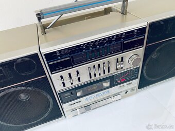 Radiomagnetofon Sanyo C50, rok 1983 - 7