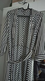 Dlouhé šaty vel.36 zn.H&M - 7