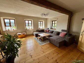 Prodej rodinného domu 200 m2, pozemek 1.207 m2 - 7