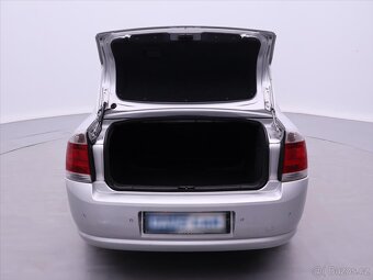 Opel Vectra 1,9 CDTi 110kW Elegance Xenon (2007) - 7