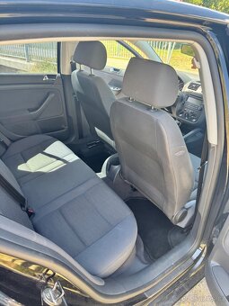 Prodám Golf 5 1.4 55kw r.v. 2006 - 7
