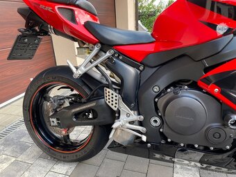 Honda Cbr1000rr - 7