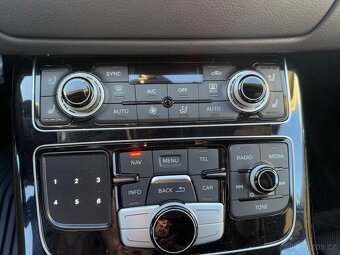 Audi A8 4.2TDi QA night vision motor start 2017 - 7