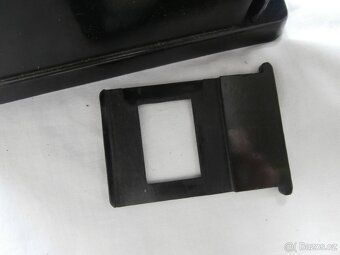bakelitový projektor DIAR - 7