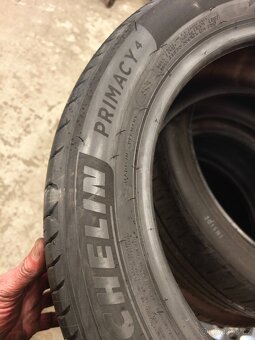 195/55/16 Michelin top - 7