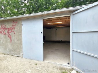 Dlouhodobý pronájem prostorné garáže v centru Kralup nad Vlt - 7