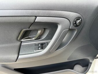 Škoda Fabia 2 1,2TSi Elegance – 2011 – ALU, TAŽNÉ, EL.ŠÍBR - 7