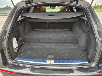 Mercedes E 300de 4M AMG - 7