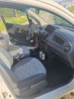 Chevrolet spark 0.8 - 7