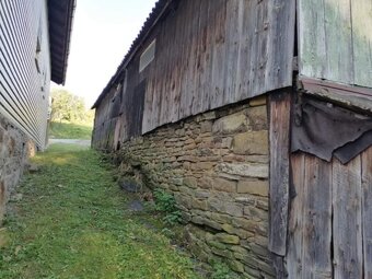 Stavební pozemek, součástí je stavba - 7