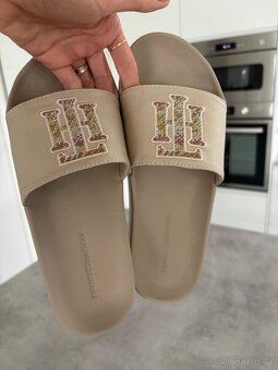 Tommy Hilfiger pantofle - 7