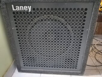 Laney rbh 800 ,Laney 115,Laney 210 více v textu - 7