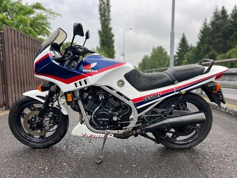 Honda vf 500 v four - 7