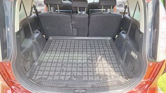 Mazda 5 1.8 85kW, r.v. 2008 - 7