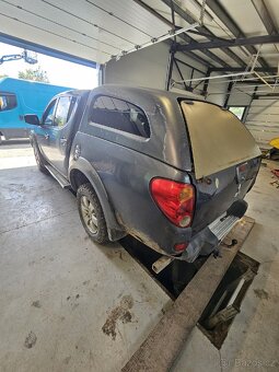 Mitsubishi L200 - 7