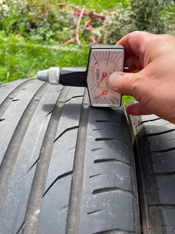 Continental 215/45/r16 4 kusy Letní cena za 4 kusy 600,- - 7