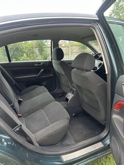 Škoda Superb 1.9 TDi 96 kw, senzory, výhřevy sedadel, alu. - 7