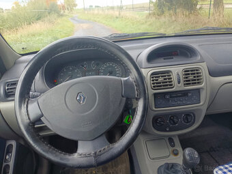 Renault Thalia 1.4 16V 72Kw RV.2004 - 7