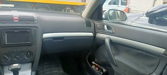škoda octavia 2, 1.9tdi 77kw DSG, r.v 07 - 7