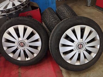 Zimní Nokian 185/60/15, 5x100 et 38 - 7