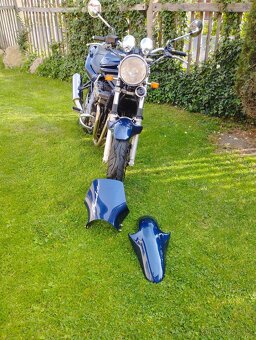 Suzuki bandit 600 - 7