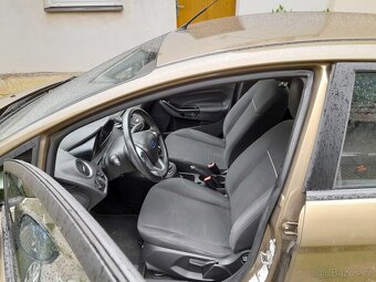 Ford Fiesta 1.25, manuál 60 kW, rok 2013 - 7
