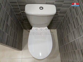 Prodej bytu 1+1, DV, 35 m², Krupka, ul. Karla Čapka - 7