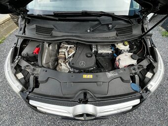 Mercedes-Benz Třídy V, 250D 4Matic, 7 mist, kamera360 - 7