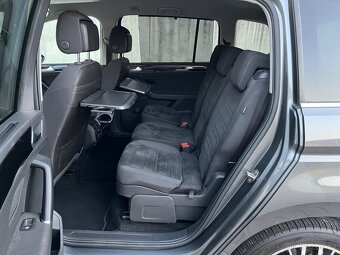 VW Touran TSi DSG HIGHLINE FullLED 7 Míst KAMERA TAŽNÉ - 7