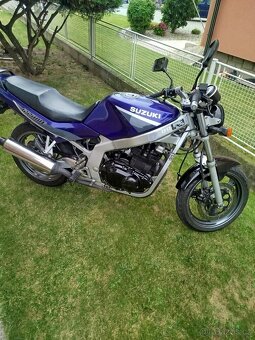 Suzuki GS500E - 7