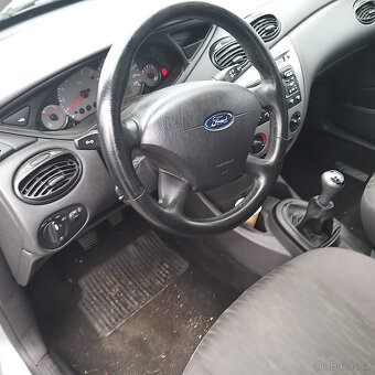FORD Focus 1.6 benzin, 2002, 132.344 km - 7