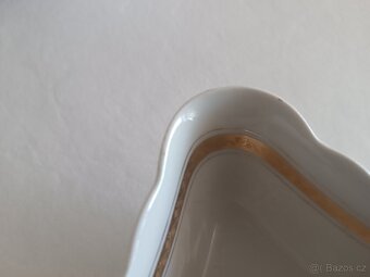 Zlatý jídelní servis - 7