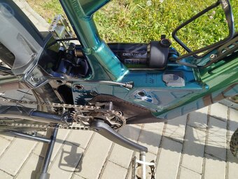 NOVÝ KELLYS Theos R50 LTD 29"/27.5" 725Wh - 7