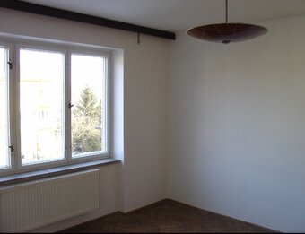 2+1, 62 m2 + 2 sklepy, klidná lokalita - 7