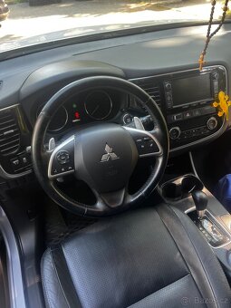 Mitsubishi outlander - 7