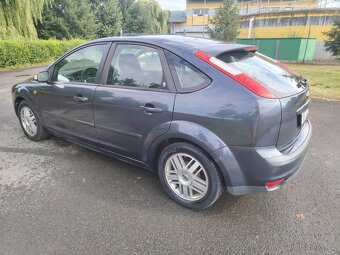 Prodám Ford Focus 1.6TDCI 66Kw r.v.2006 - 7