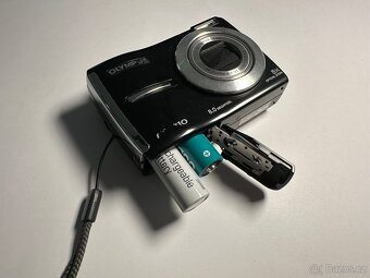 Olympus FE-310 černý - 7