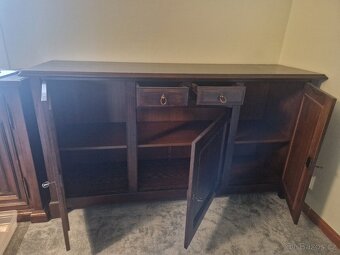 Starožitný nábytek - 7