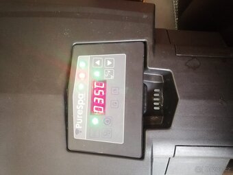 vířivka zakoupena 7.7.25 v záruce 2 roky - 7