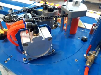 Olepovačka na ABS hrany s ořezáváním pro malé provozovny. - 7