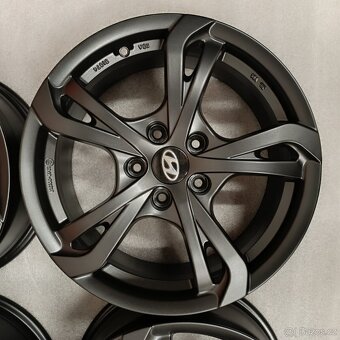 Originální alu kola Hyundai Santa Fe 7Jx17'' ET47 - 7