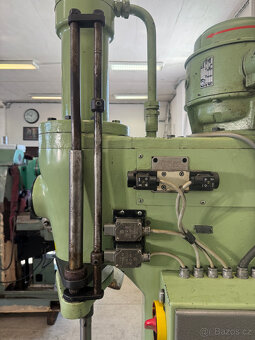 Hydraulický lis G4 - 7