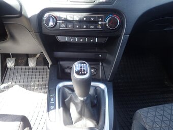 Kia Ceed SW 1,6CRDi 100kw ,Exclusive,11/2018 ČR - 7