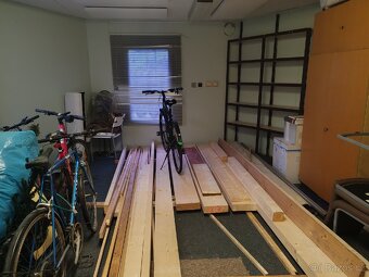 Buňka, prodejní stánek - 7