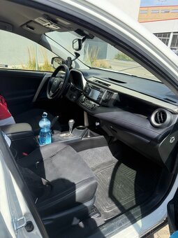 Toyota RAV4 (XA4) 2.2, 110 kW, Naftový, 4x4 - 7