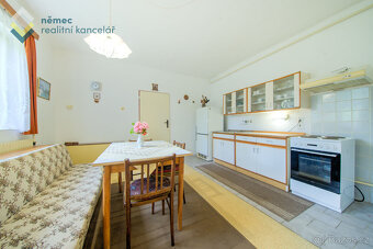 Prodej, rodinný dům s pozemkem 3314 m², Uhlířské Janovice - 7