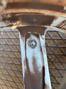 Prodám Org. Alu Škoda 5x100 R16 ET38 - 7